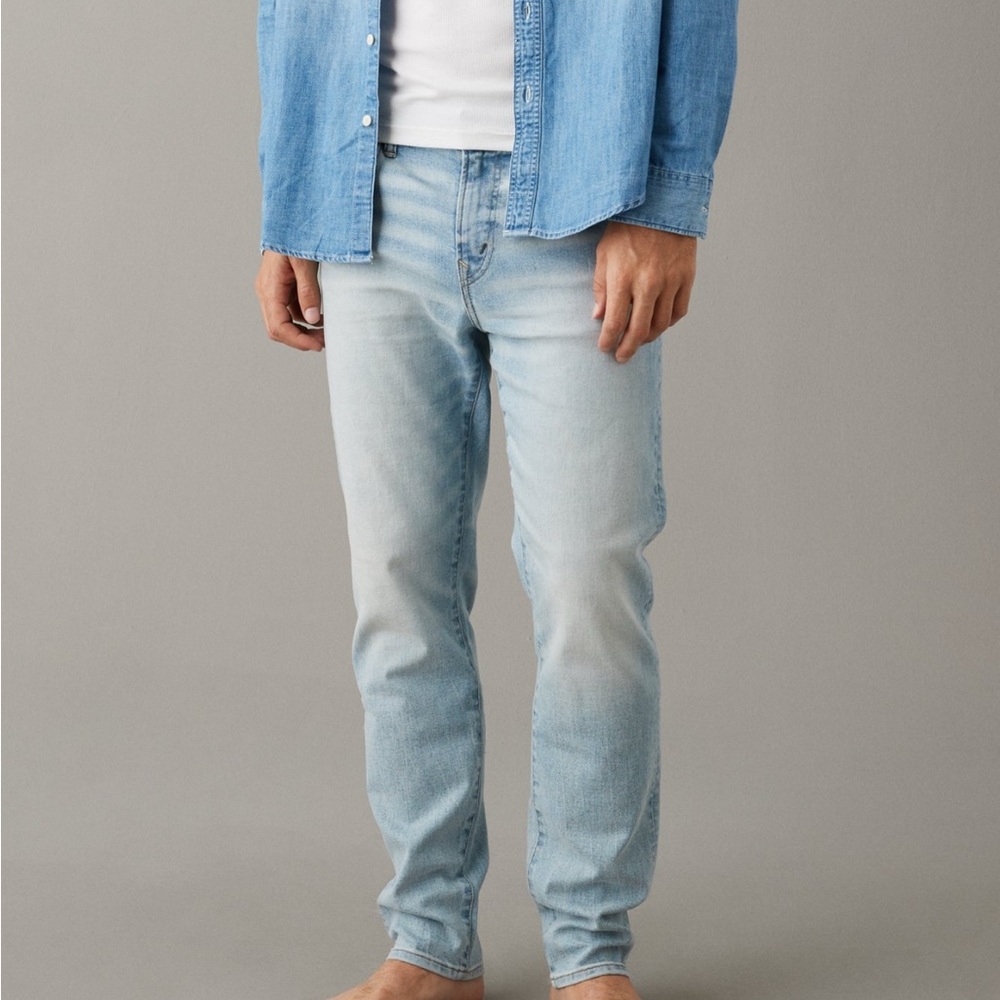 American Eagle Air flex + Athletic Fit Light Blue Ultra soft Size 38 x 36